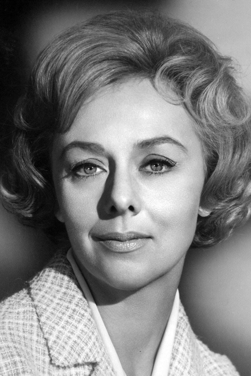 Louise Latham — фото 3