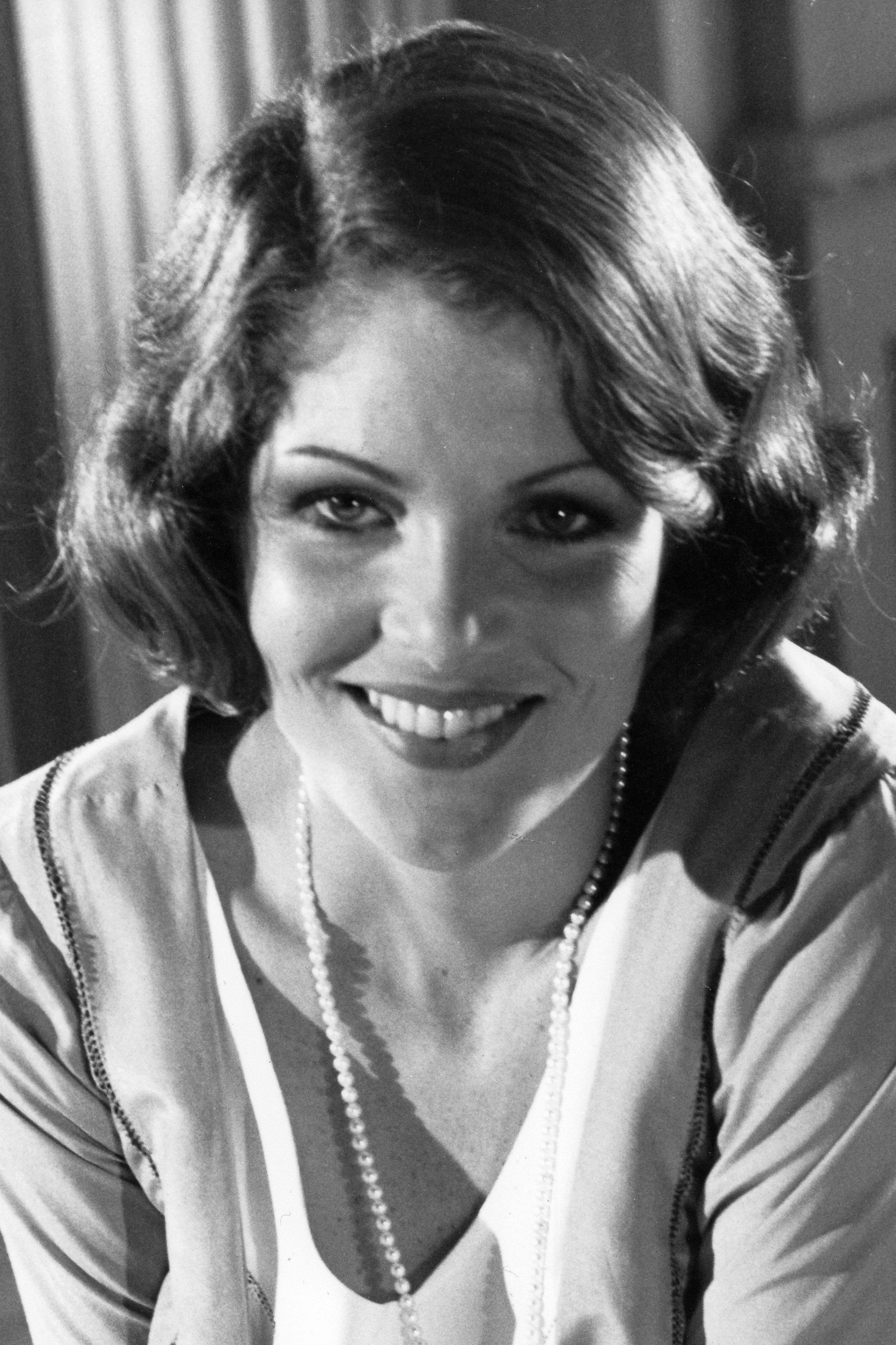 Lois Chiles — фото 3