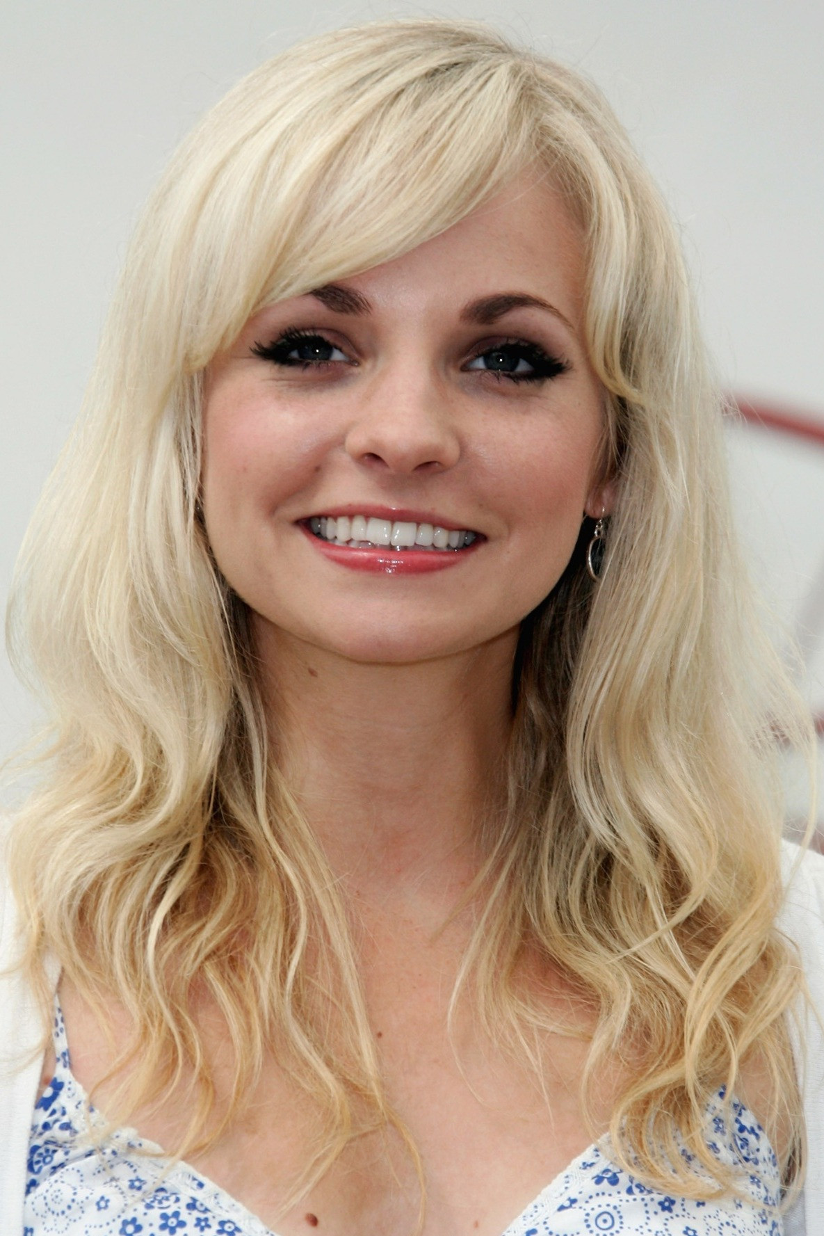 Джорджія Теннант — фото 1