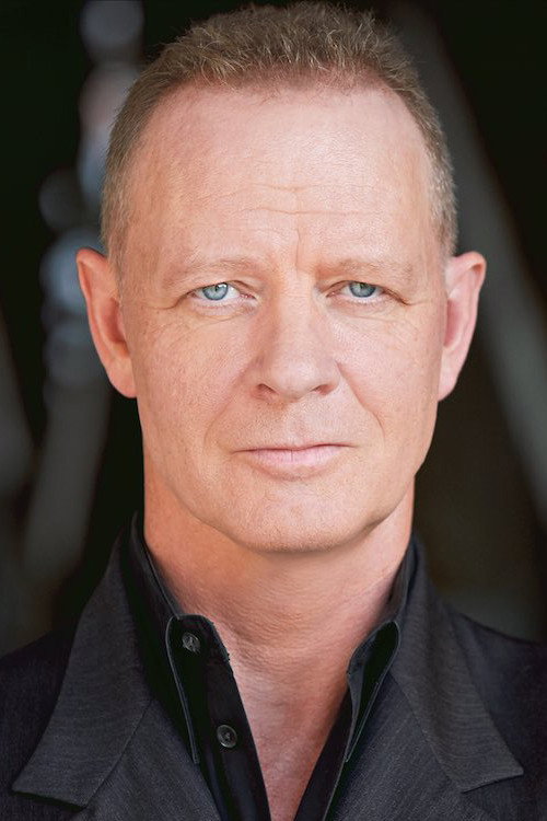 Aidan Devine — фото 1