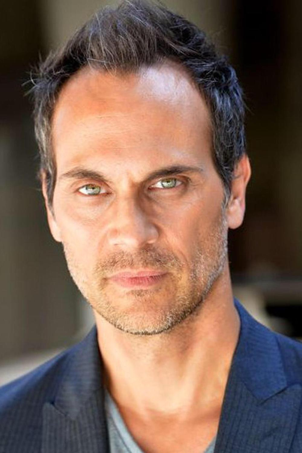 Todd Stashwick — фото 1
