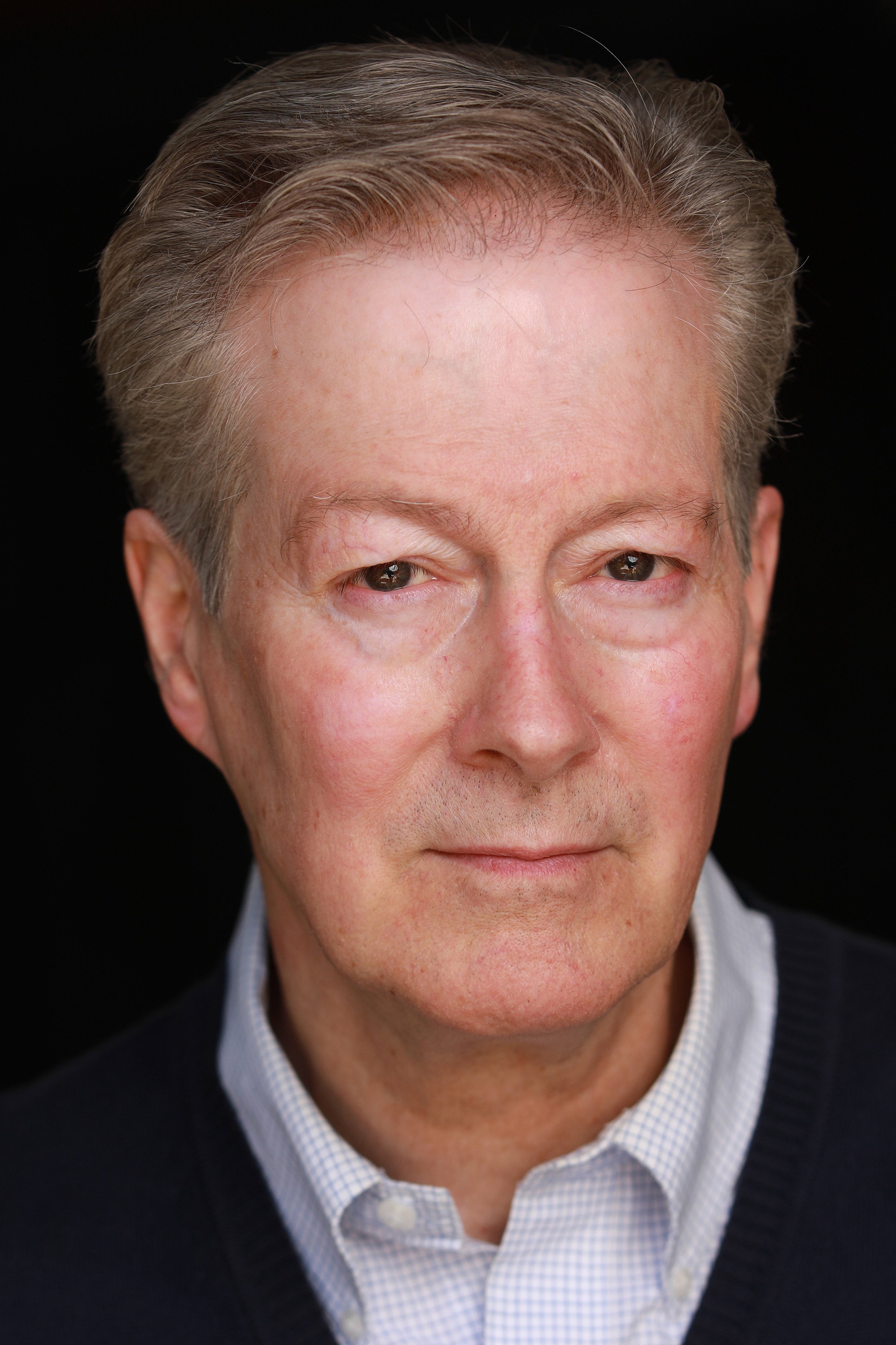 Sewell Whitney — фото 1