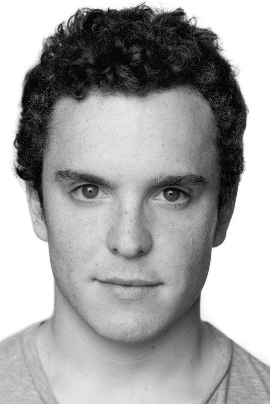 Joshua McGuire — фото 1