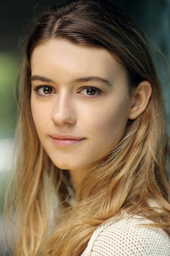 Дейзі Едґар-Джонс — фото 12