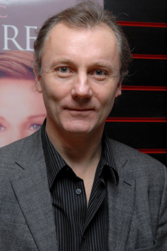 Aden Gillett — фото 1