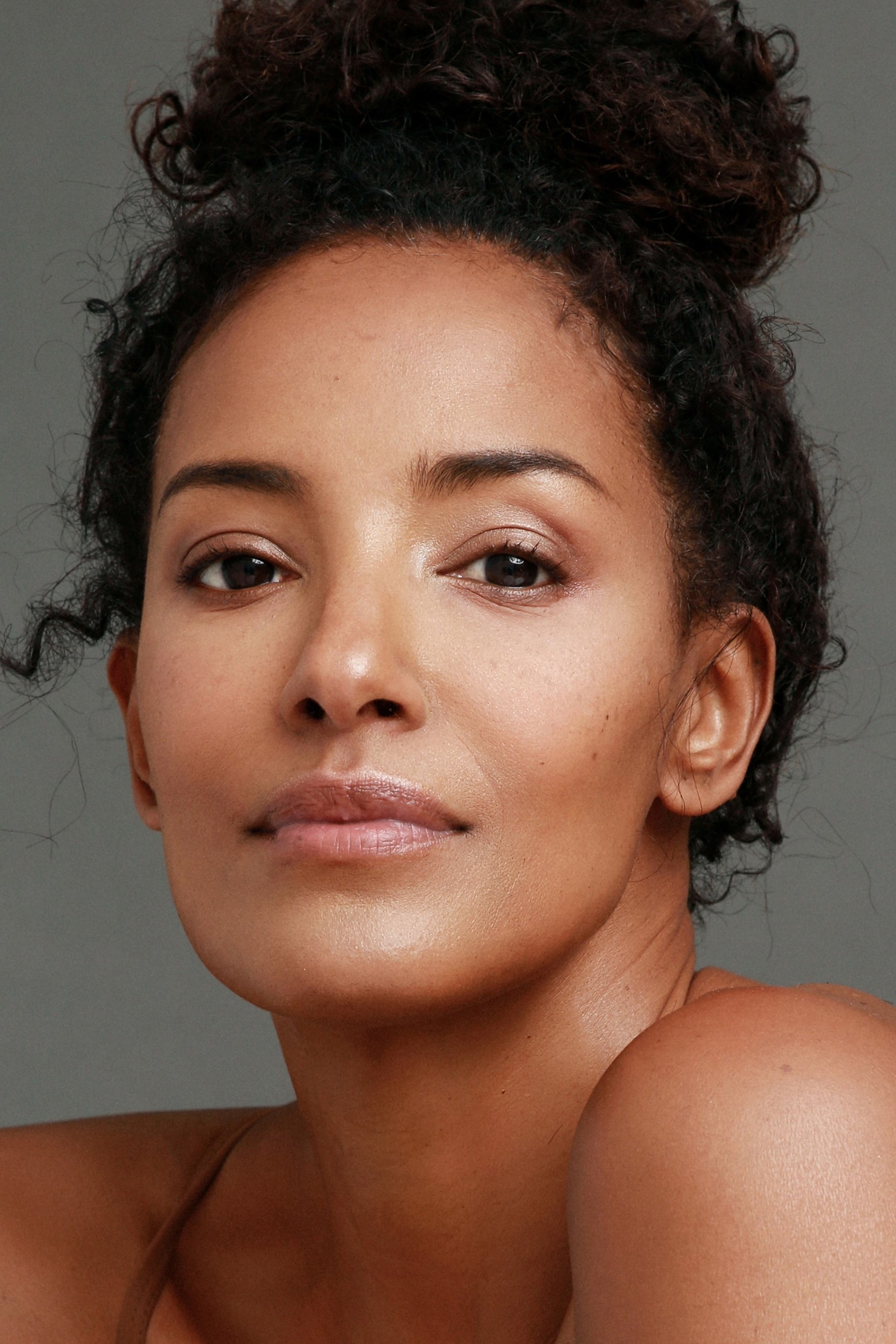 Ella Thomas — фото 1