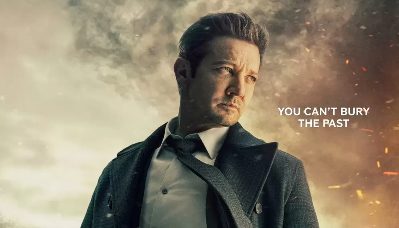 Кохана Джеремі Реннера звинуватила його в погрозах.